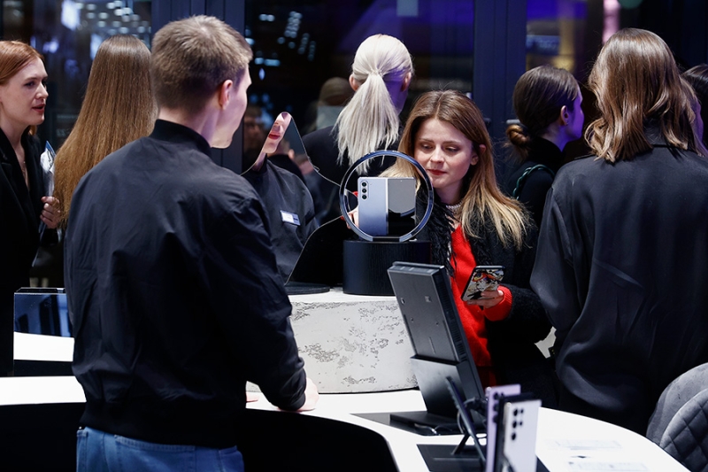 Samsung представил новые флагманы с искусственным интеллектом