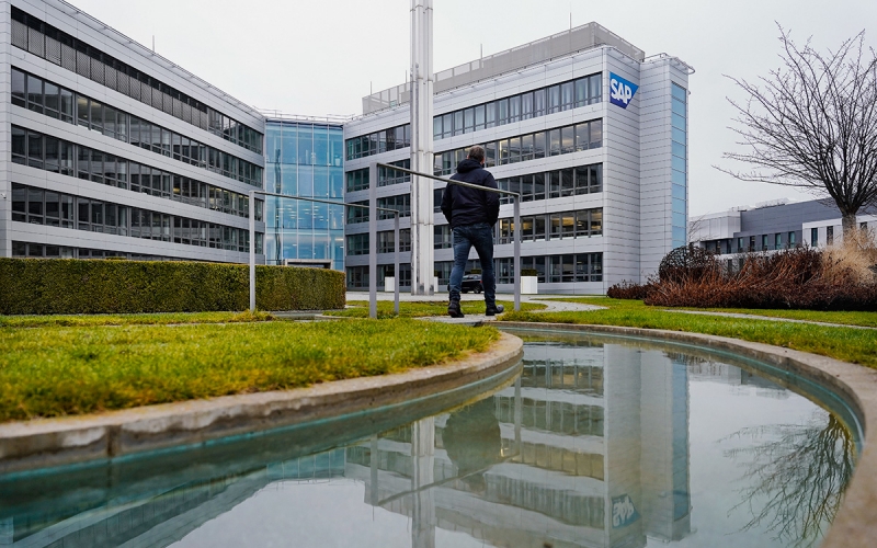 SAP объявила о прекращении сотрудничества с российскими компаниями