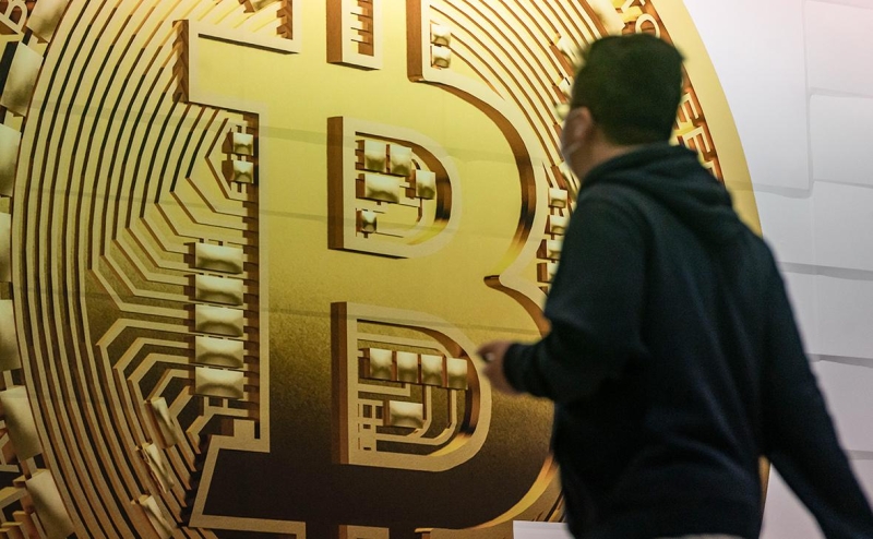 «Сбер» объяснил, как разморозить карту после блокировки из-за