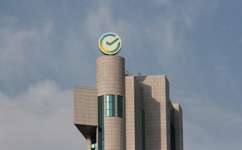 «Сбер» заявил о снижении валютных депозитов крупного бизнеса в 17 раз