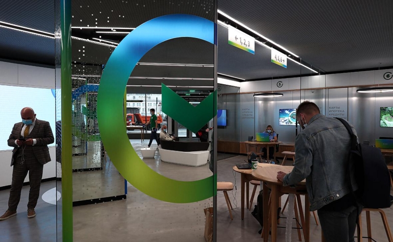 Сбербанк объявил о повышении ставок по вкладам до 14% годовых