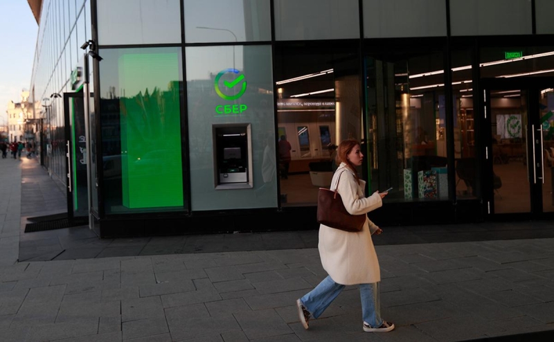 Сбербанк сократил долю американских банкоматов до 5%