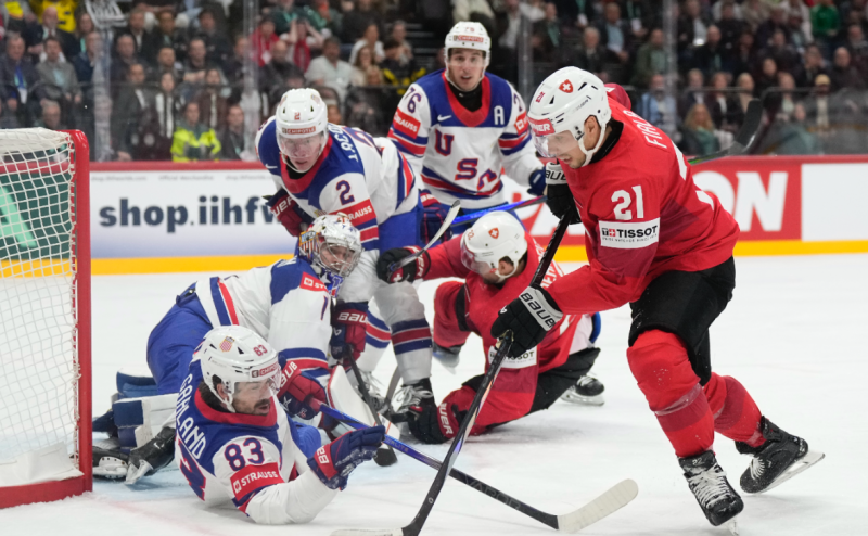 Сборная США по хоккею впервые за 92 года победила на чемпионате мира