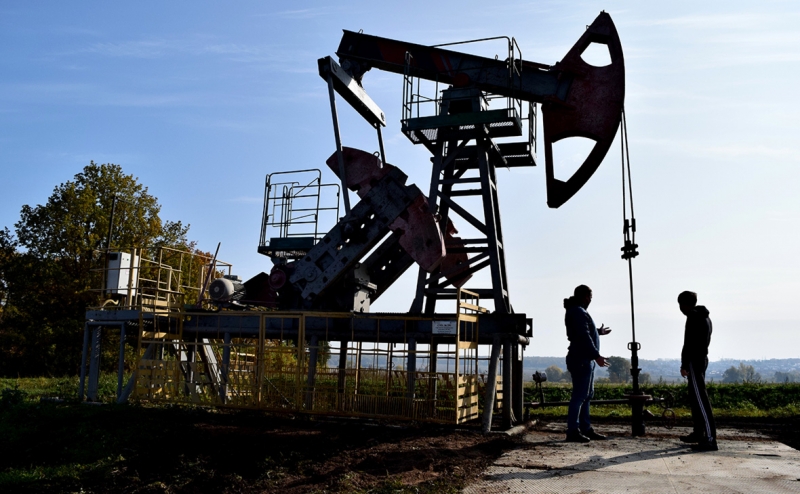 Сечин анонсировал консолидацию на российском рынке нефти