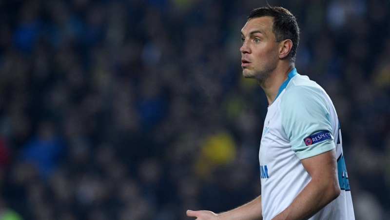 Семак объяснил, почему оставил Дзюбу в запасе в матче с «Локомотивом»