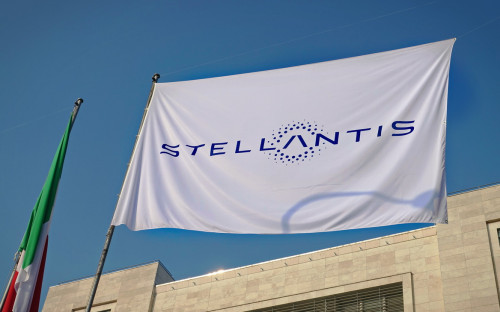 Семья основателя Fiat договорилась о покупке доли в Christian Loubouti