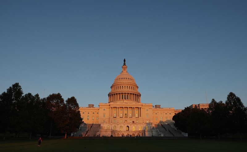 Сенат США отложил принятие проекта о санкциях до встречи Трампа и