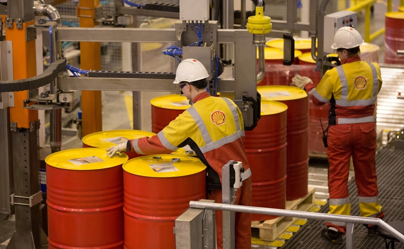 Shell откажется от закупок российской нефти и проектов в России