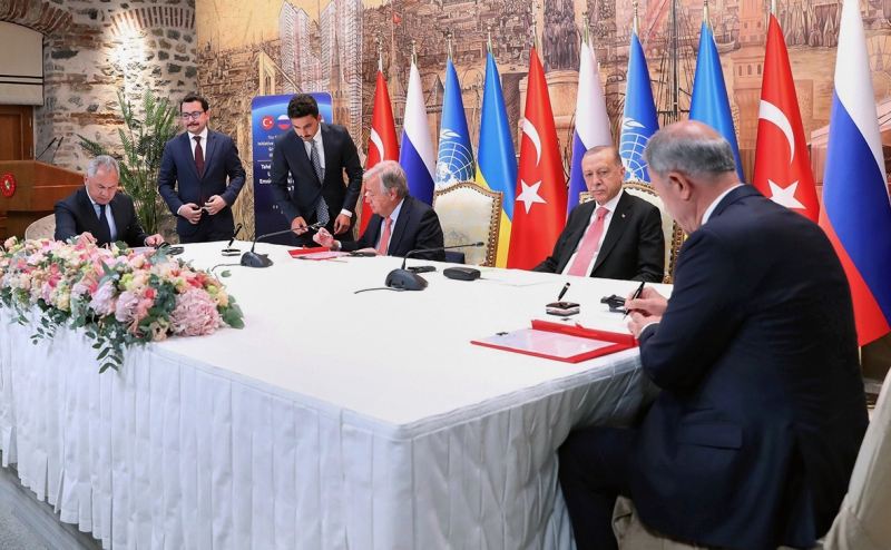 Шойгу назвал условия вывоза зерна с Украины