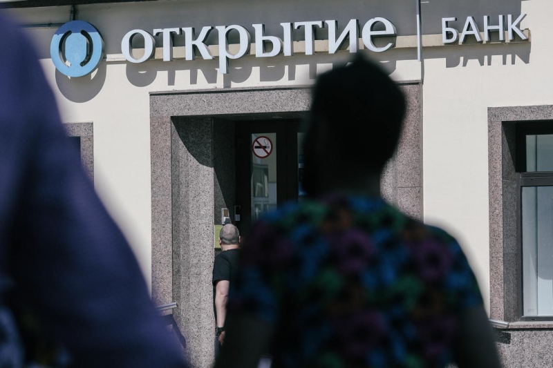 Шольц помешал Бербок поставить Украине помощь на &euro;3 млрд