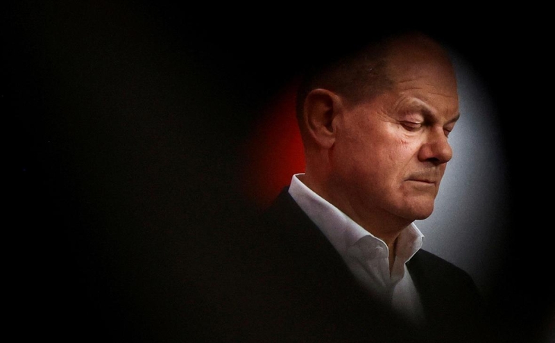 Шольц признал &laquo;горькое&raquo; поражение своей партии на выборах в бундестаг