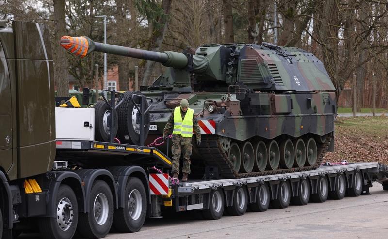 Шольц заявил о &laquo;моменте для дискуссий&raquo; о завершении конфликта на