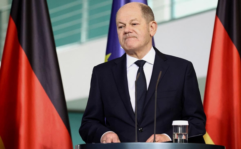 Шольца обвинили в раскрытии разведданных о британских военных на