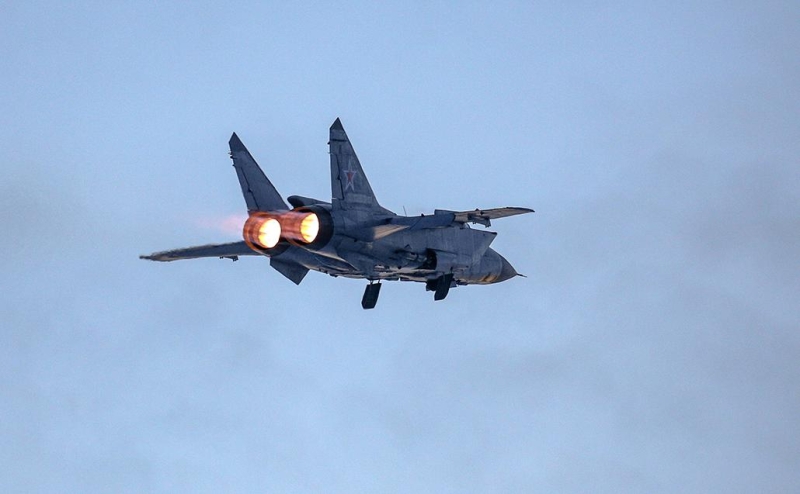 Штурман МиГ-31 рассказал, что самолет хотели угнать над Черным морем