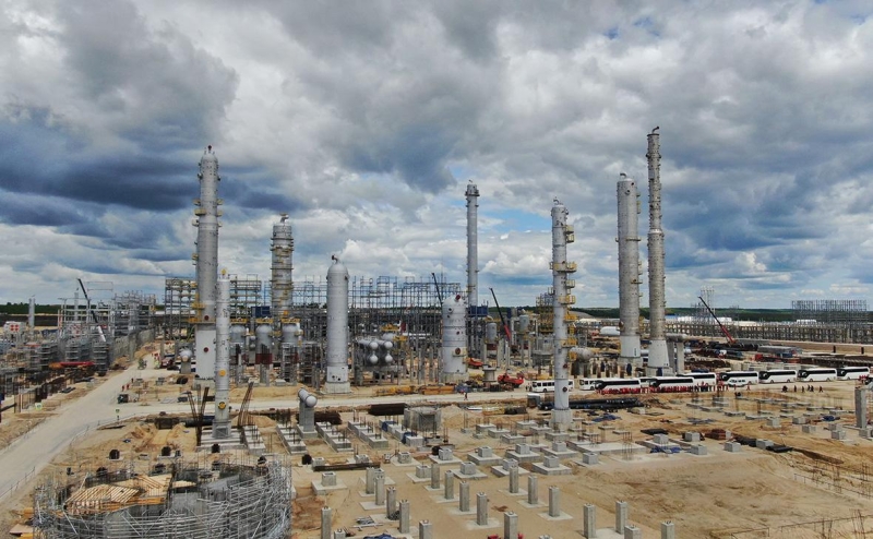 «Сибур» перенес срок реализации Амурского ГХК на 2027 год