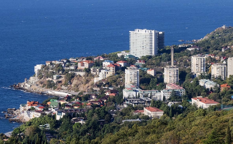 Силовики пришли в администрацию Ялты и задержали заместителя мэра