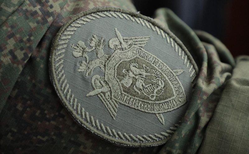 СК обвинил летчика и школьника в работе на мошеннический call-центр