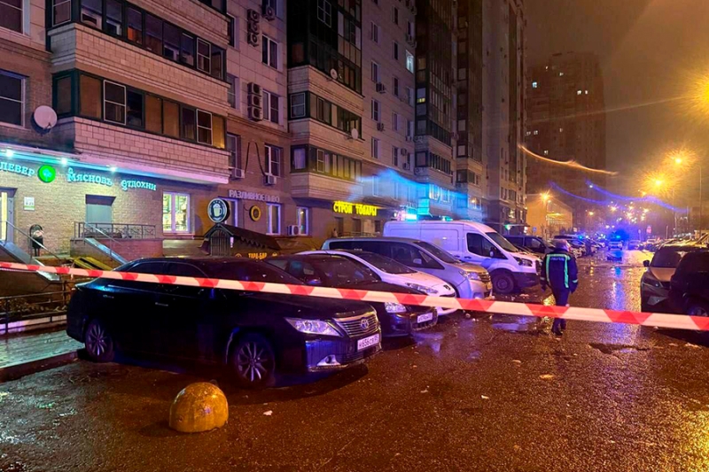 СК возбудил дело о теракте после атаки дрона на жилой дом в