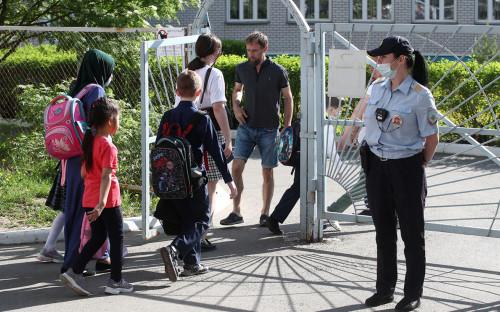 Следствие в деле казанского стрелка пошло по нескольким направлениям