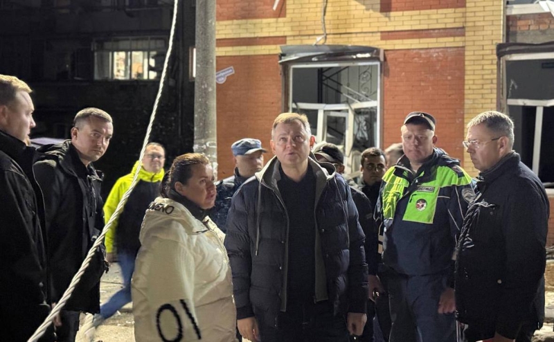 Слюсарь показал последствия атаки БПЛА в Ростовской области