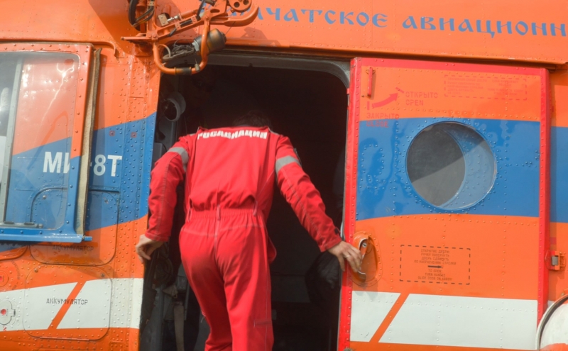 СМИ назвали приоритетную версию причины падения вертолета на Камчатке