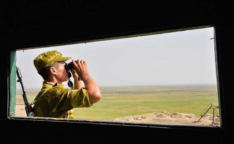 СМИ узнали о переброске Туркменией тяжелой техники к афганской границе