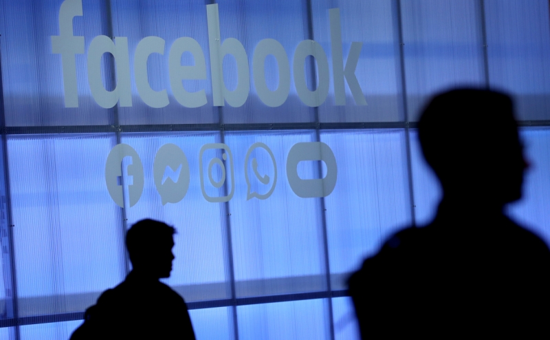 СМИ узнали о планах Facebook выпустить &laquo;умные&raquo; часы в 2022 году