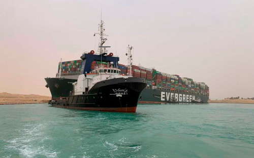 СМИ узнали о развороте Китая в сторону экспорта по суше через Россию