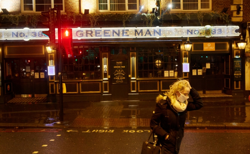 СМИ узнали о запрете на зарубежный отдых для британцев до августа