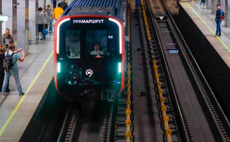 Собянин назвал сроки открытия четырех новых станций московского метро