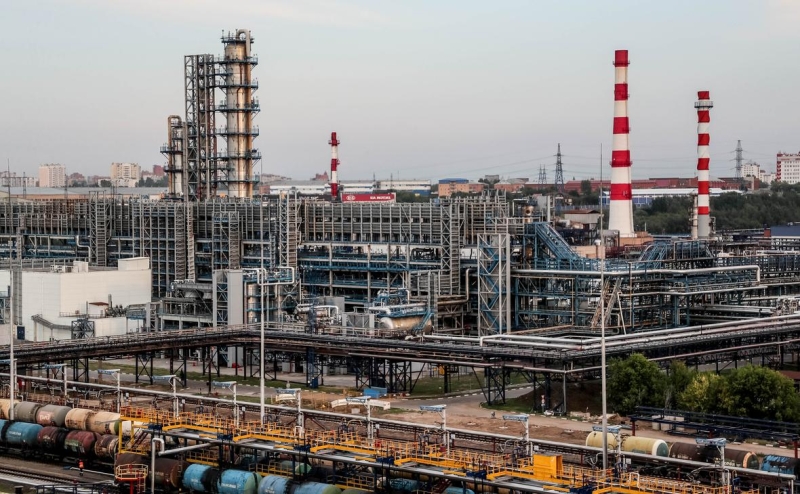 Собянин сообщил о сбитом дроне возле Московского НПЗ