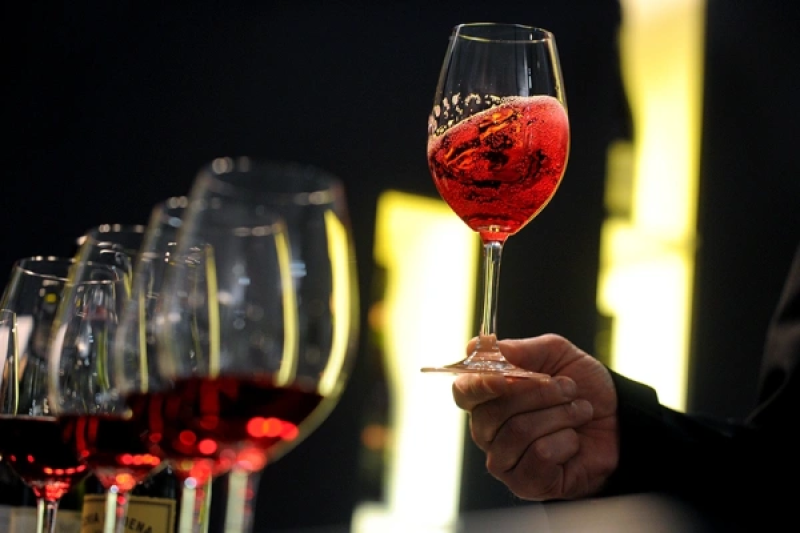 Собянин сообщил об отражении атаки летевшего на Москву дрона