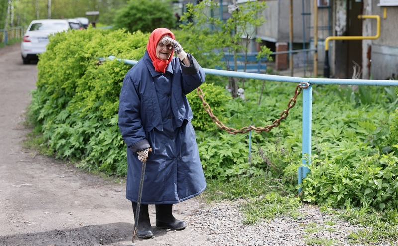 Спад реальных доходов россиян замедлился к середине года