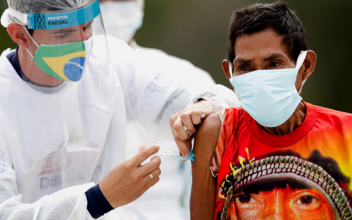 США исключили попытки принудить Бразилию отказаться от &laquo;Спутника V&raquo;