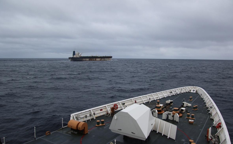 США объяснили захват танкера под российским флагом в Атлантике