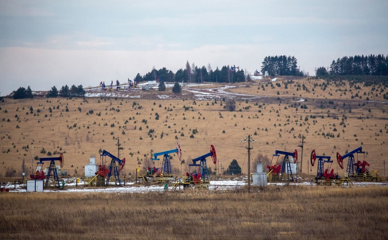 США отказались от импорта российской нефти. Что это значит для рынка