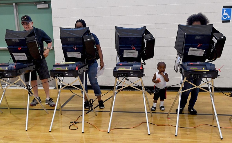 США показали отчет о фабрикации обвинений о вмешательстве России в