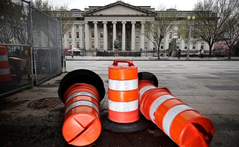 США пригрозили санкциями за работу с зарубежными «дочками» банков