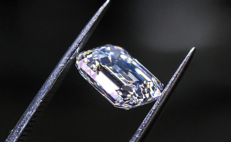 США продлили разрешение на импорт российских алмазов