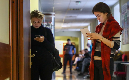 США в пандемию потеряли звание лучшего работодателя для иностранцев