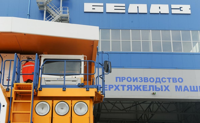 США ввели санкции против БелАЗа и самолета Лукашенко