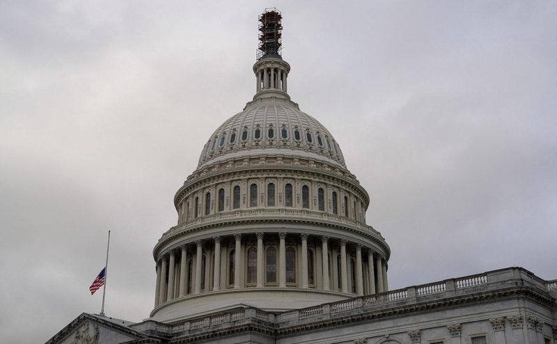 США заморозили долгосрочные контракты в рамках программ помощи Украине