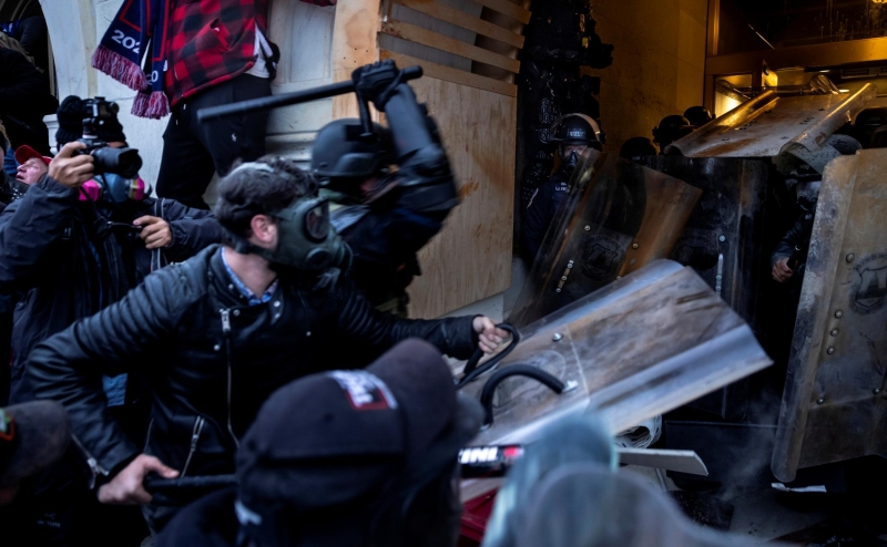 США заподозрили Россию, Иран и Китай в провокации насилия после