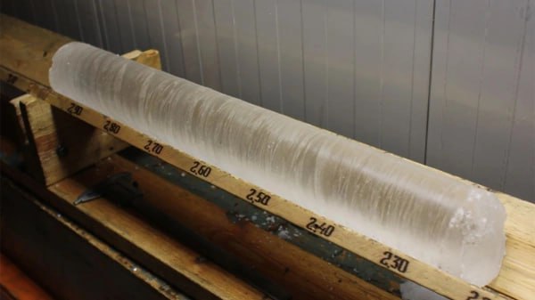 США запретили импорт части алмазов из России