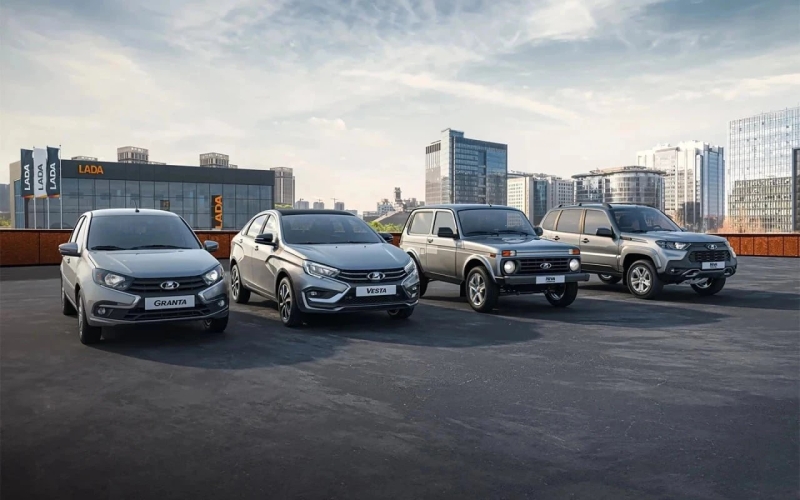 Стали известны новые цены на Lada Granta и Lada Vesta после