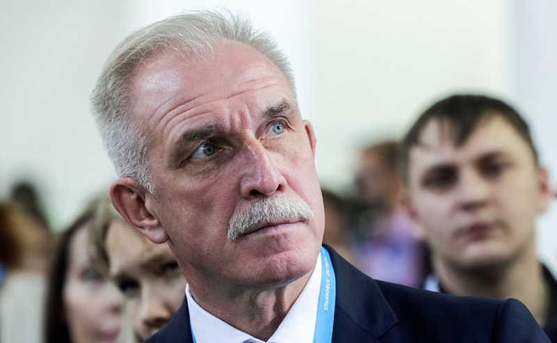 Старейший губернатор в России объявил об отставке