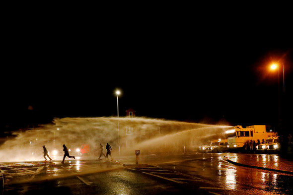 Столкновения и аресты: неделя беспорядков в Северной Ирландии