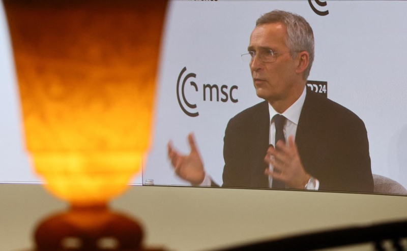 Столтенберг исключил передачу Киеву кассетных боеприпасов