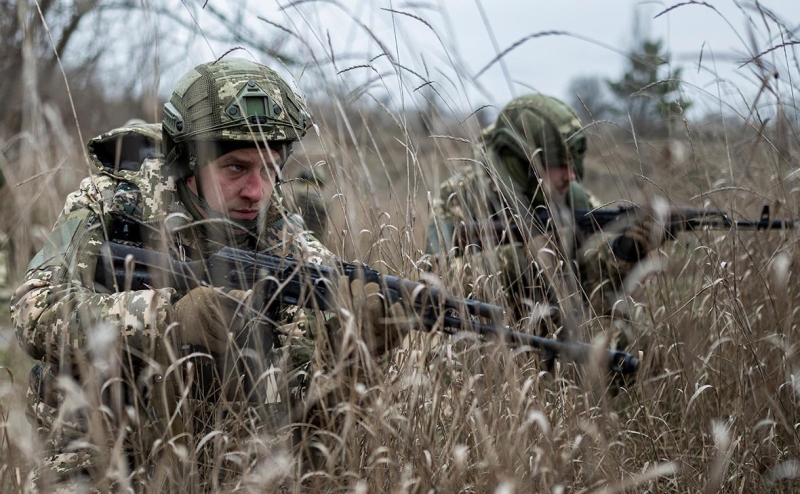 Столтенберг призвал помогать Украине долгосрочными обязательствами