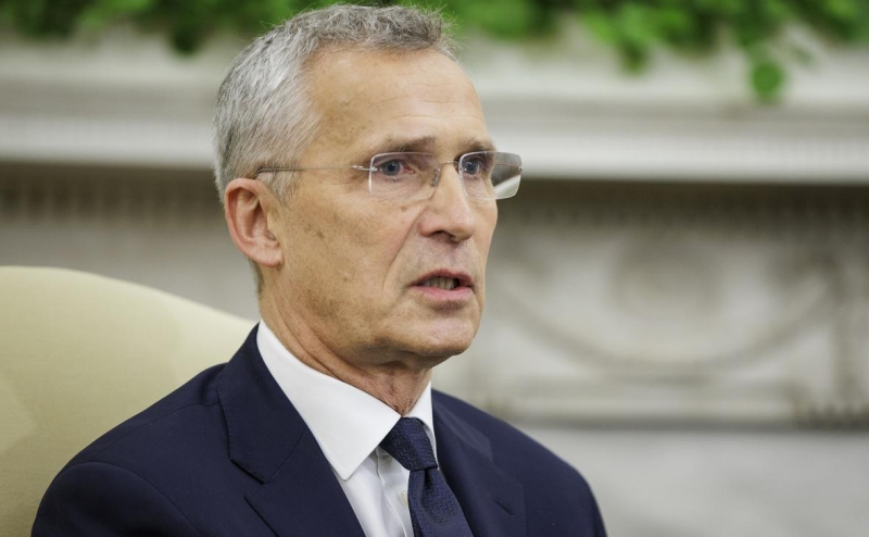 Столтенберга попросят остаться на посту генсека НАТО еще на год